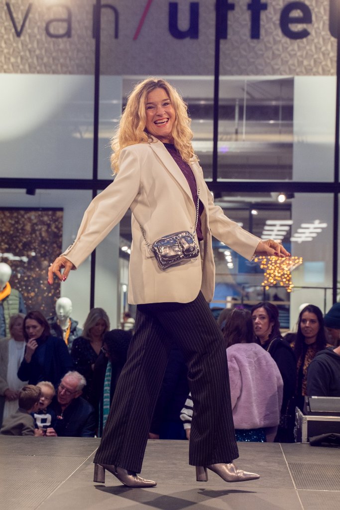 Modeshow 244.jpg
